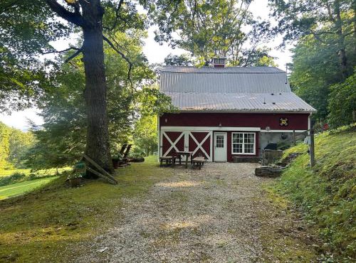 Charming Rustic Barn