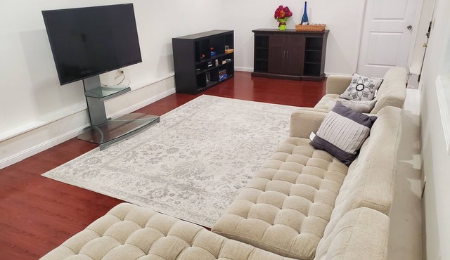 Charming spacious 3 bedroom 1 bath