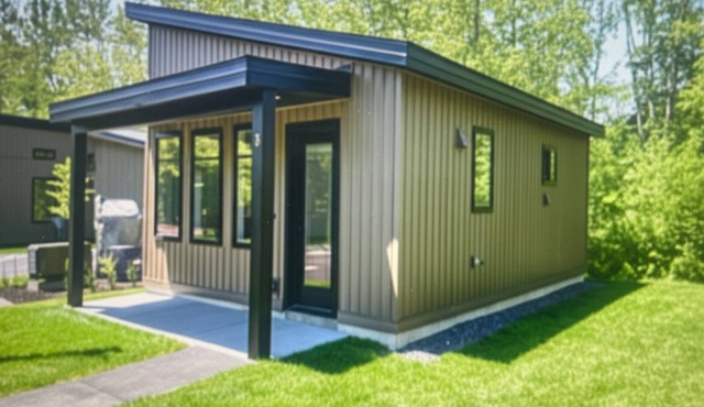Charming Tiny Home in Scarborough, Maine