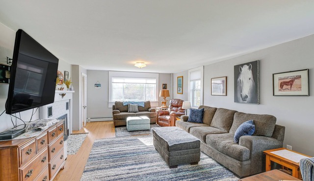 Cherryfield Home w/Decks On Historic Horse Farm