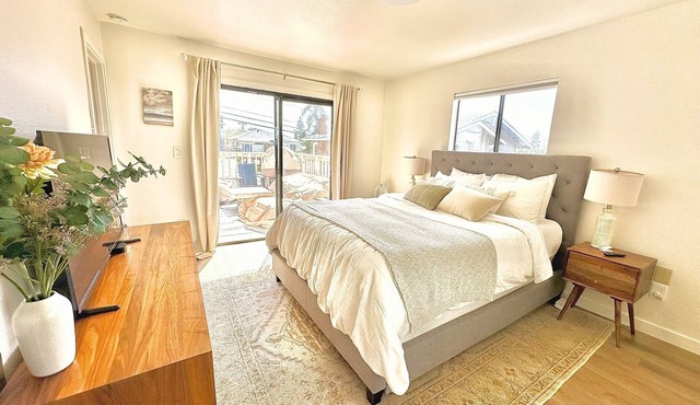 Chic & Cozy Oakland Getaway!