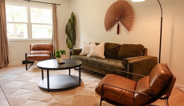 Clean, comfortable, and versatile home, perfect for long stays