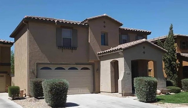 Comfy two-story home close major venues.