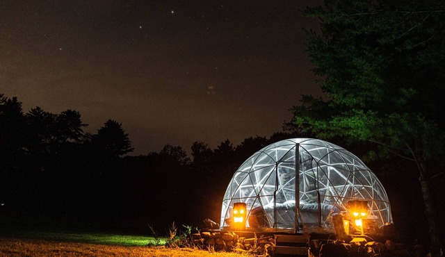 ComfyDome Pond-Side Glamping