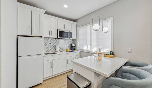 Contemporary Studio Apartment near downtown San Jose