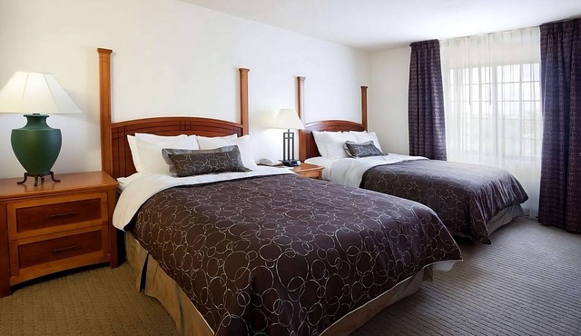 Convenient San Antonio Stay | 2BR Suite | Full Kitchen, Outdoor Pool