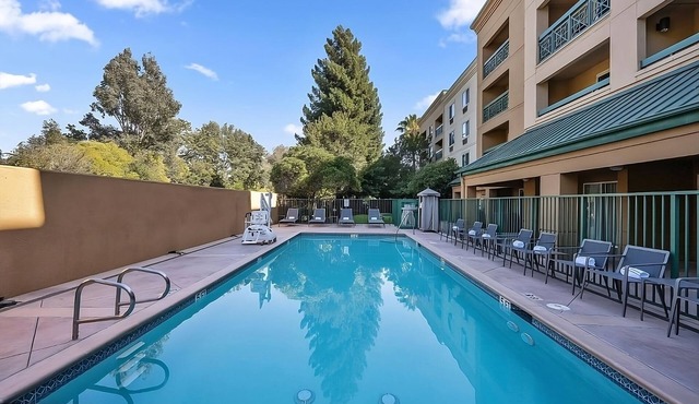 Convenient Stay in San Ramon! 4 Pet-friendly Units