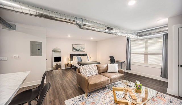 Corporate Housing for Traveling Professionals - EXTENDED STAYS