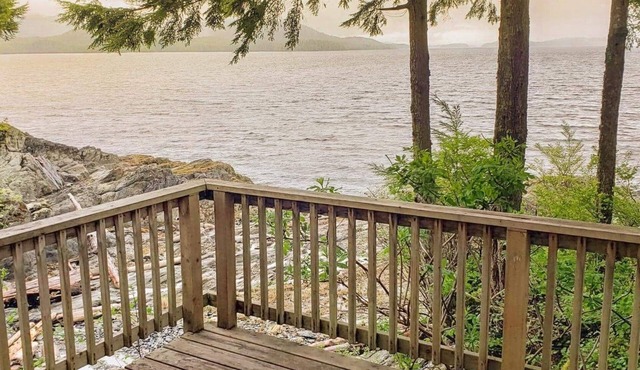 Cottage On The Water