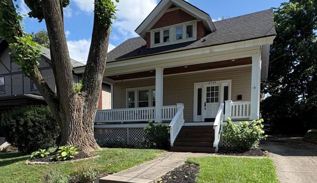 Cozy & Convenient Oakley Home | Cincinnati