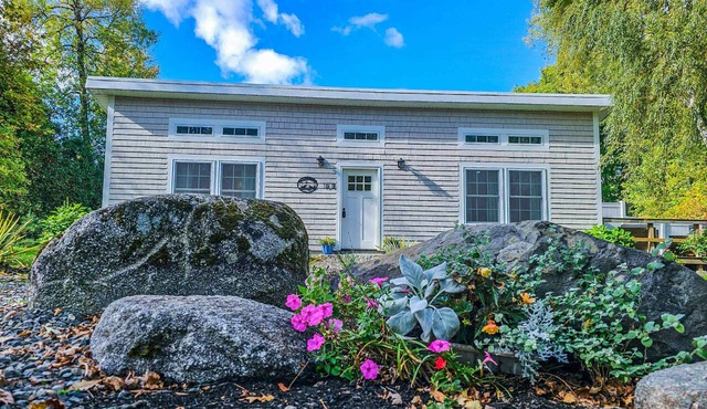Cozy Cottage on Lake Sebasticook