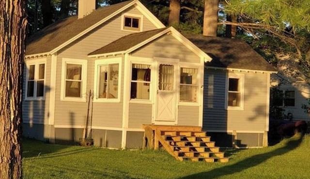 Cozy Cottage on Togus Pond