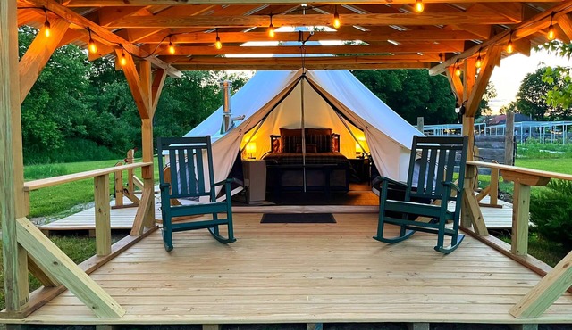 Cozy Glamping Tent at Farm Stay in Maine