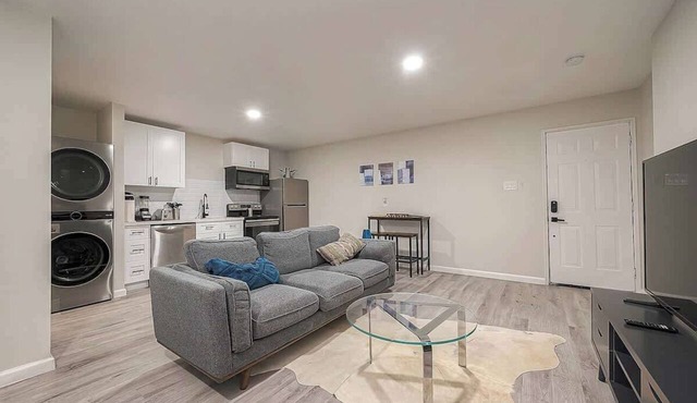 Cozy Modern Loft 1BR/1BA - Peace and comfort
