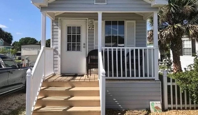 Cozy Tiny Home in North Fort Myers RV Resort