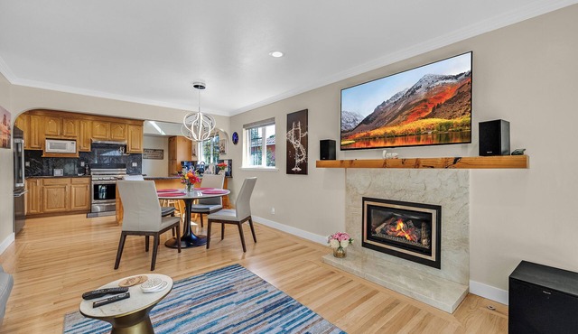 Crest retreat home