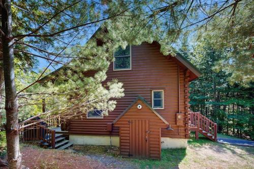 Dog-friendly lakefront home with deck, grill, WiFi, shared dock & water access
