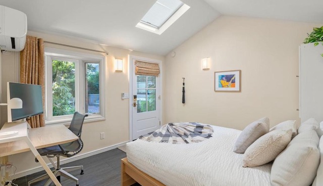Downtown Palo Alto Gem! Cute, Spotless Guest House