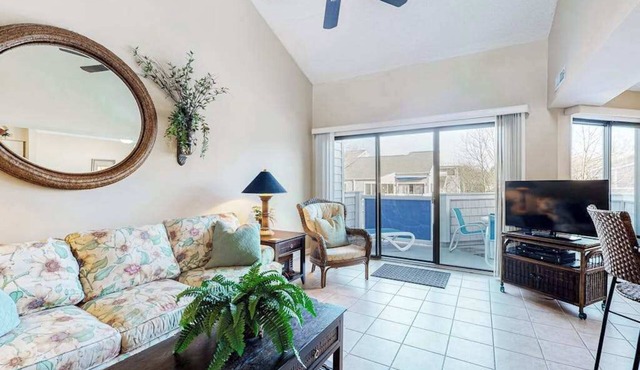 East of The Sun Townhouse Steps From Lighthouse Cove w/Shared Pool, Free WiFi