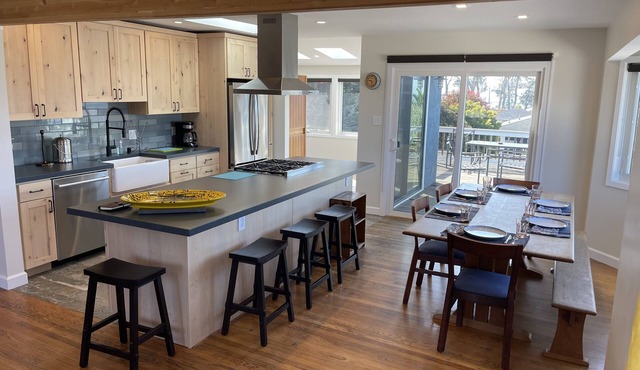 Elegant but practical retreat to maximize your enjoyment in beautiful HMB