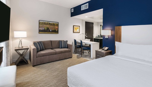 Embassy Suites by Hilton College Station, TX