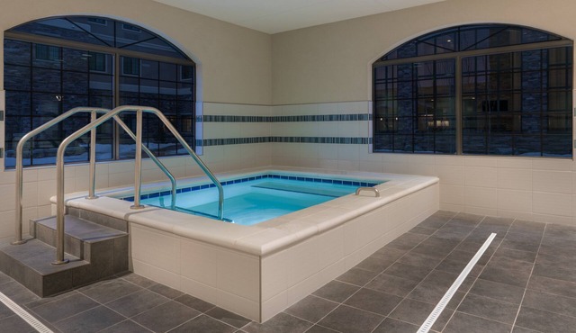 Equipped Queen Studio | Free Daily Breakfast, Business Center + Heated Indoor Pool Access