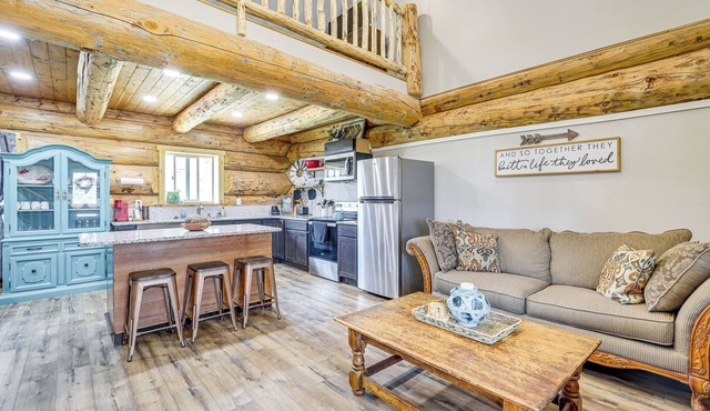Explore Uintah Basin: 'rustic Cliff Ranch A' Cabin in Fort Duchesne
