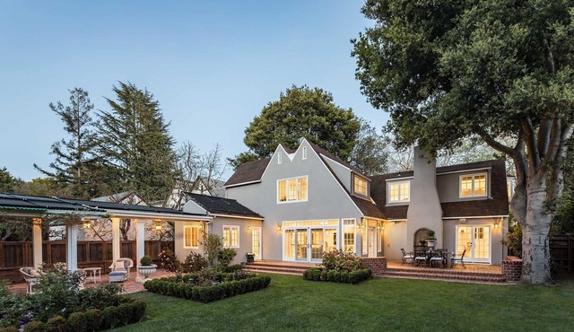 Exquisite Palo Alto Home with Lovely English Gardens
