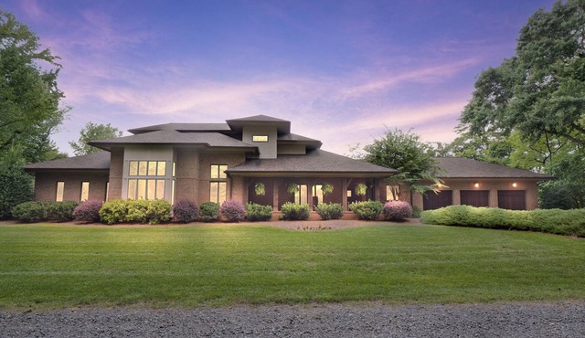 Extraordinary Lake Front Home with boat dock , private deck and fire pit by RedAwning