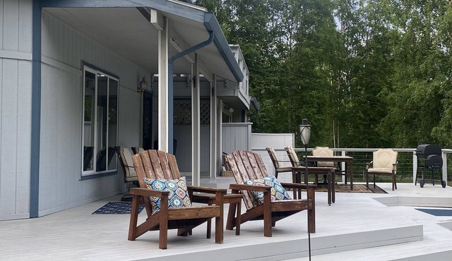 ★Fairbanks Auroora Escape - Sleeps 20★