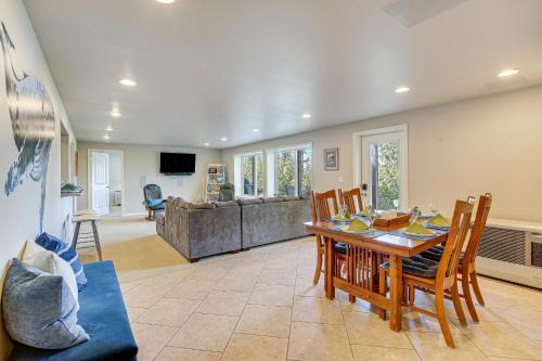 Fish & Hike: Apartment w/Pool Table in Ketchikan!