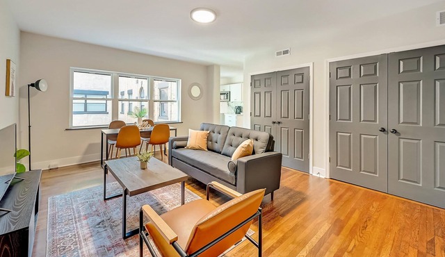 Frontdesk | 2 BR Apt near Eden Park