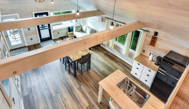 Gables End Cottage in Belgrade