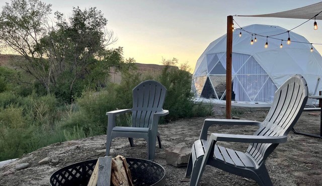 Glamping under the Stars: Stunning Dome near Capitol Reef National Park in Wayne County, UT