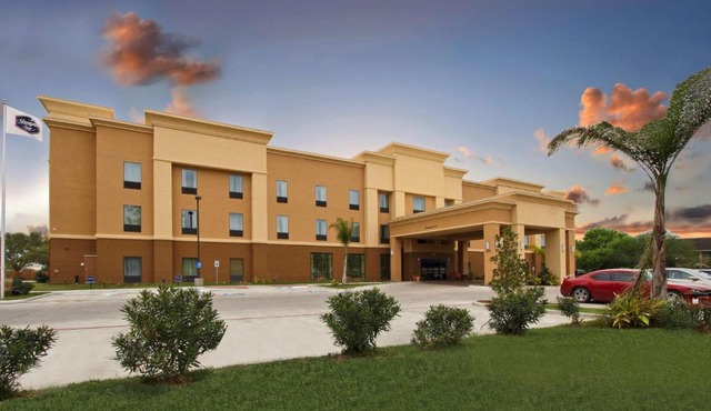 Hampton Inn Beeville in Beeville