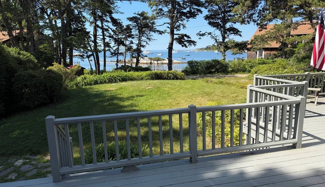 Harbor-View Cottage in Sebasco Harbor/Phippsburg, Maine