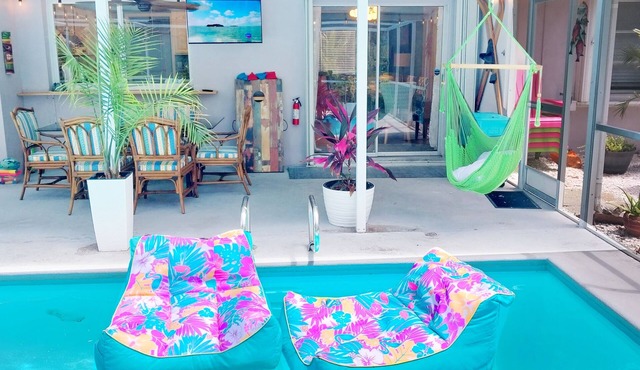 Heated Pool/A Tiki Bar/Near The Beach/Kids & Pet fr.