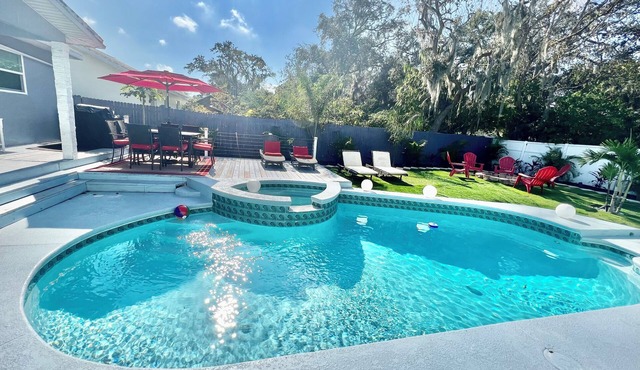 Heated Pool, Spa in Clearwater