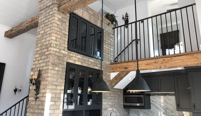 High-End Lakeview Guest Cottage in Los Gatos