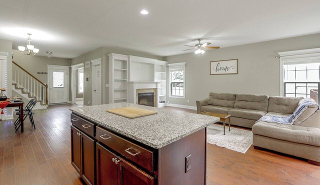 Hike, Beach & Explore! Family Home in Chesapeake in Chesapeake