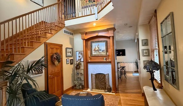Hilltop Haven in Mount Adams