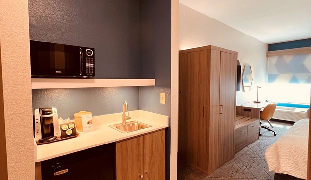 Holiday Inn Express Hotel & Suites Berkeley by IHG