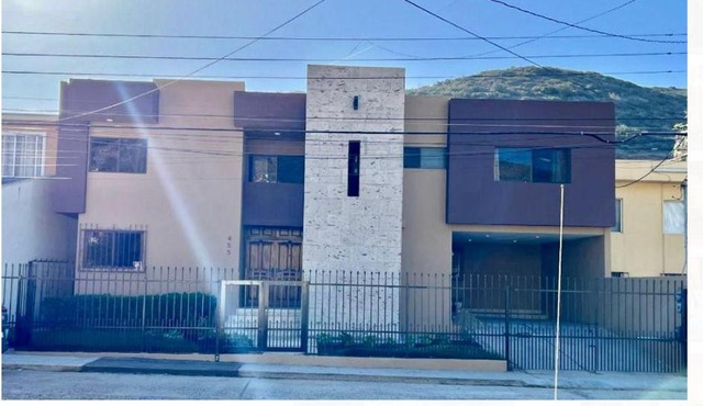 Home 455 in Ensenada