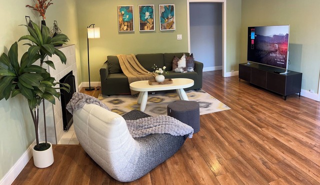 Home away home 4B2B Single House with big backyard SAN JOSE PRIME LOCATION