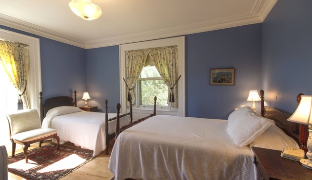 Homeport Historic Bed & Breakfast/Inn c 1858 in Saint John