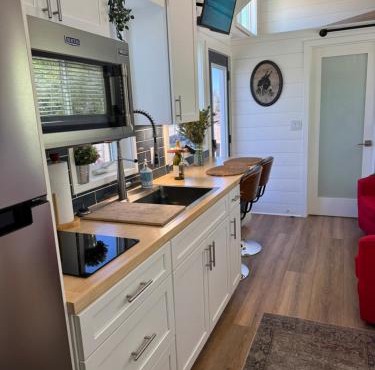Horseshoe Tiny home