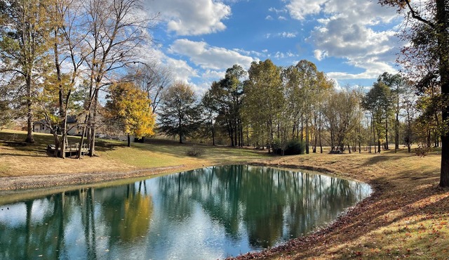 Hot Tub Retreat Private Fishing Pond Optional Gatherings