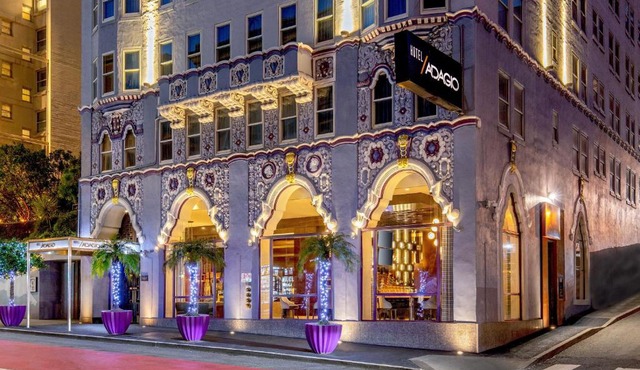 Hotel Adagio, Autograph Collection