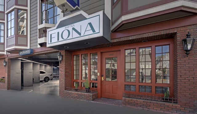 Hotel Fiona