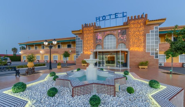 Hotel Torre De Los Guzmanes in La Algaba